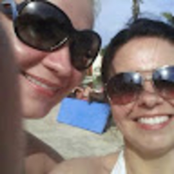 Meet your Posher, Mandiy - Picture 1 of 1